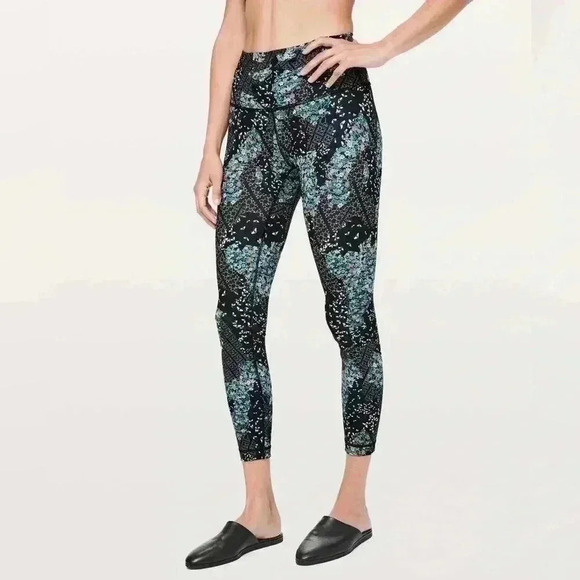 Lululemon Women's 6 Wunder Under Hi-Rise 7/8 Tight *25" Assemblage Alpine White - Picture 1 of 14